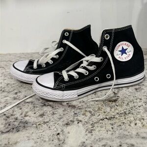 EUC youth converse size 2.5